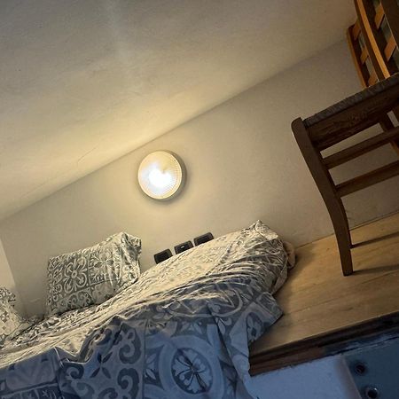 Free 30 Minutes Preemptive Cognitive Disconnect Therapy Price Location Real Duomo Palace Mini Suite Milano Exteriör bild