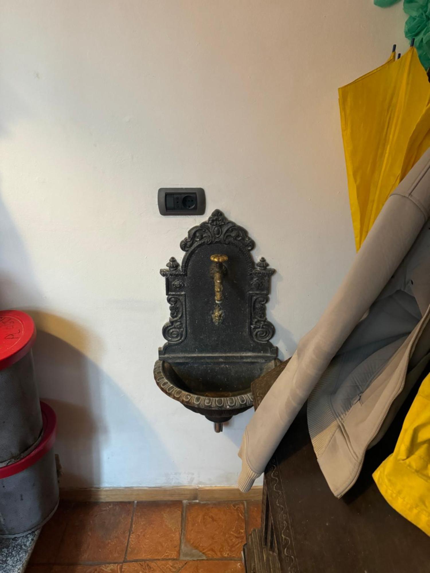 Free 30 Minutes Preemptive Cognitive Disconnect Therapy Price Location Real Duomo Palace Mini Suite Milano Exteriör bild