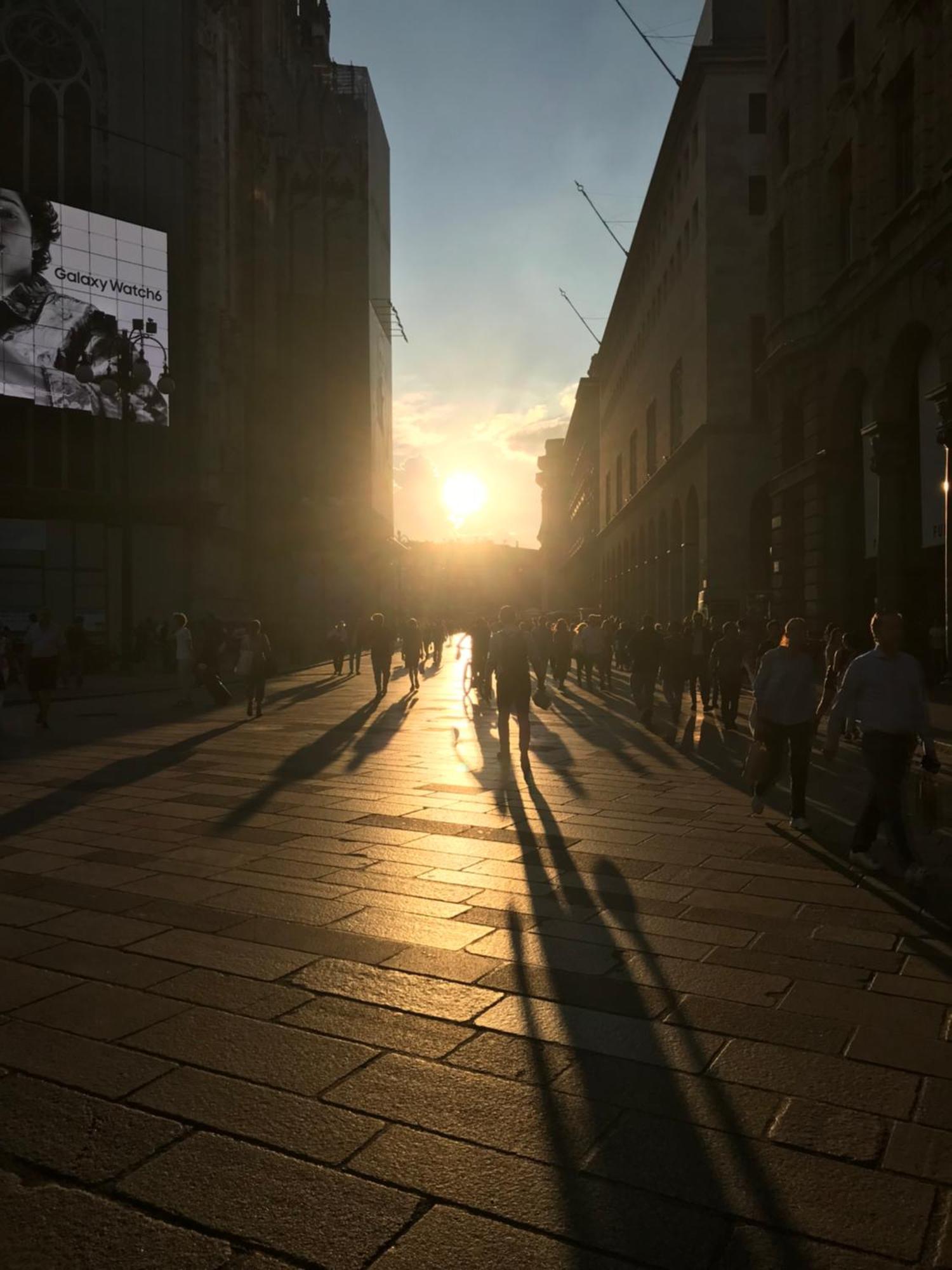 Free 30 Minutes Preemptive Cognitive Disconnect Therapy Price Location Real Duomo Palace Mini Suite Milano Exteriör bild