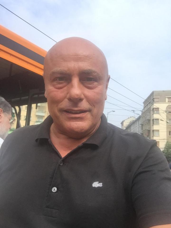 Free 30 Minutes Preemptive Cognitive Disconnect Therapy Price Location Real Duomo Palace Mini Suite Milano Exteriör bild